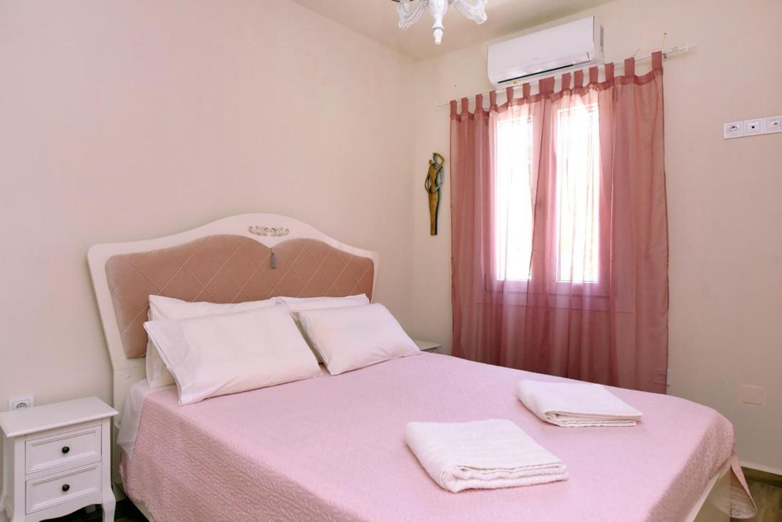 Pappou Villa Kini Exterior photo